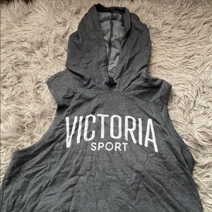 New Victoria sport hooded sweater tank